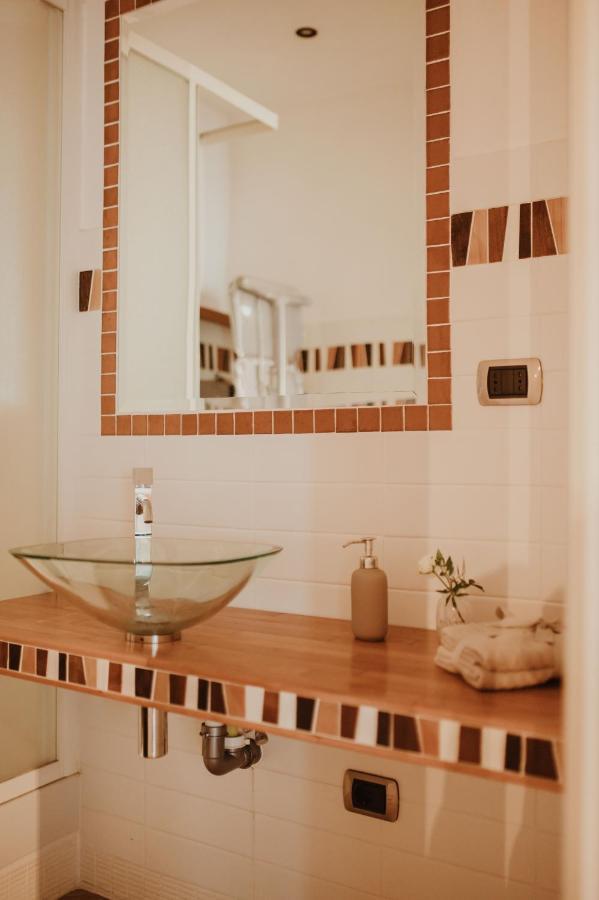 Casa Sgarzarie Exclusive Apartment เวโรนา ภายนอก รูปภาพ
